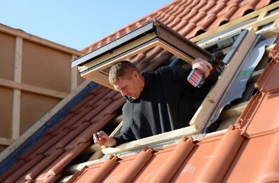 Pose de fenêtres de toit Velux à Mouriez